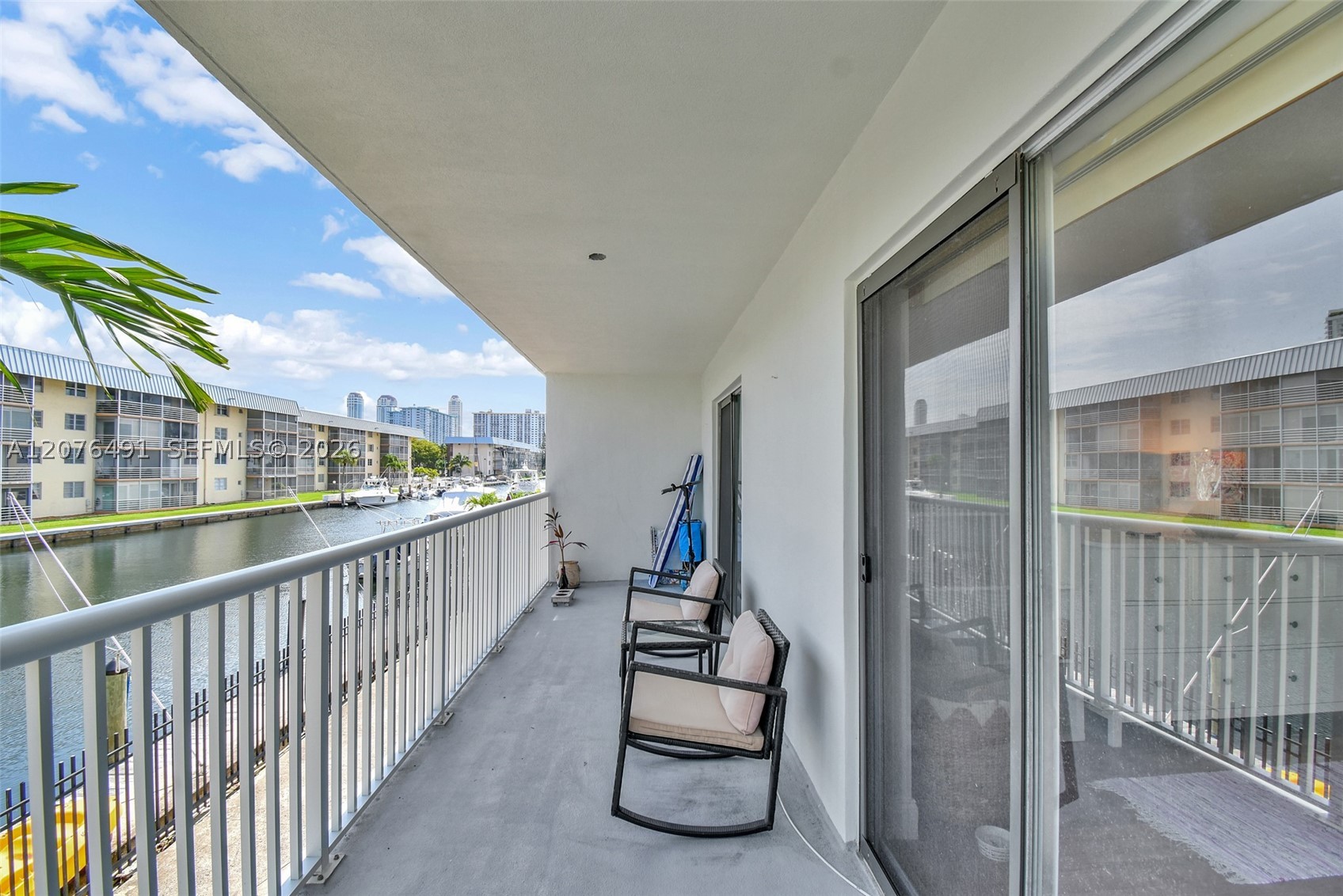 North Miami Beach photo 2