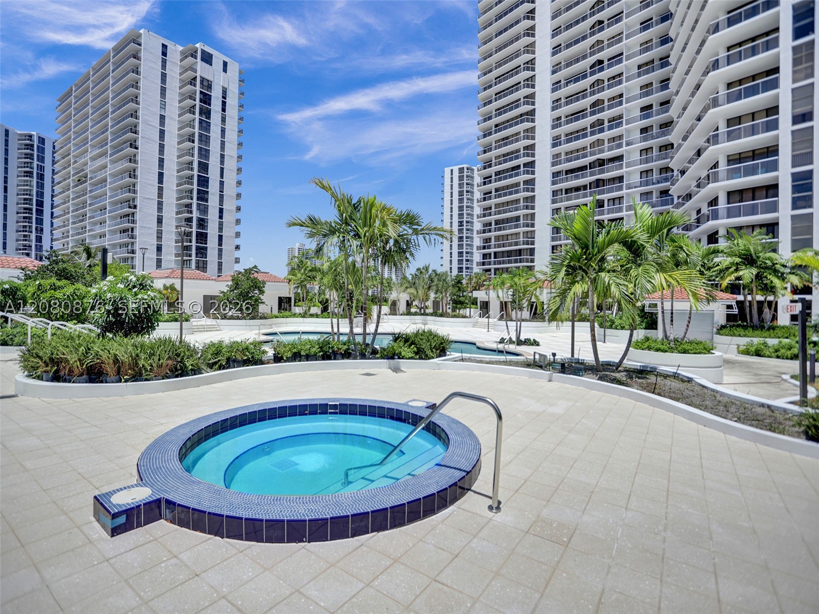 Aventura photo 3