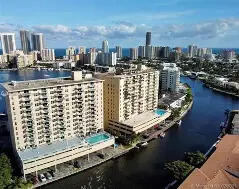 Hallandale Beach photo 2