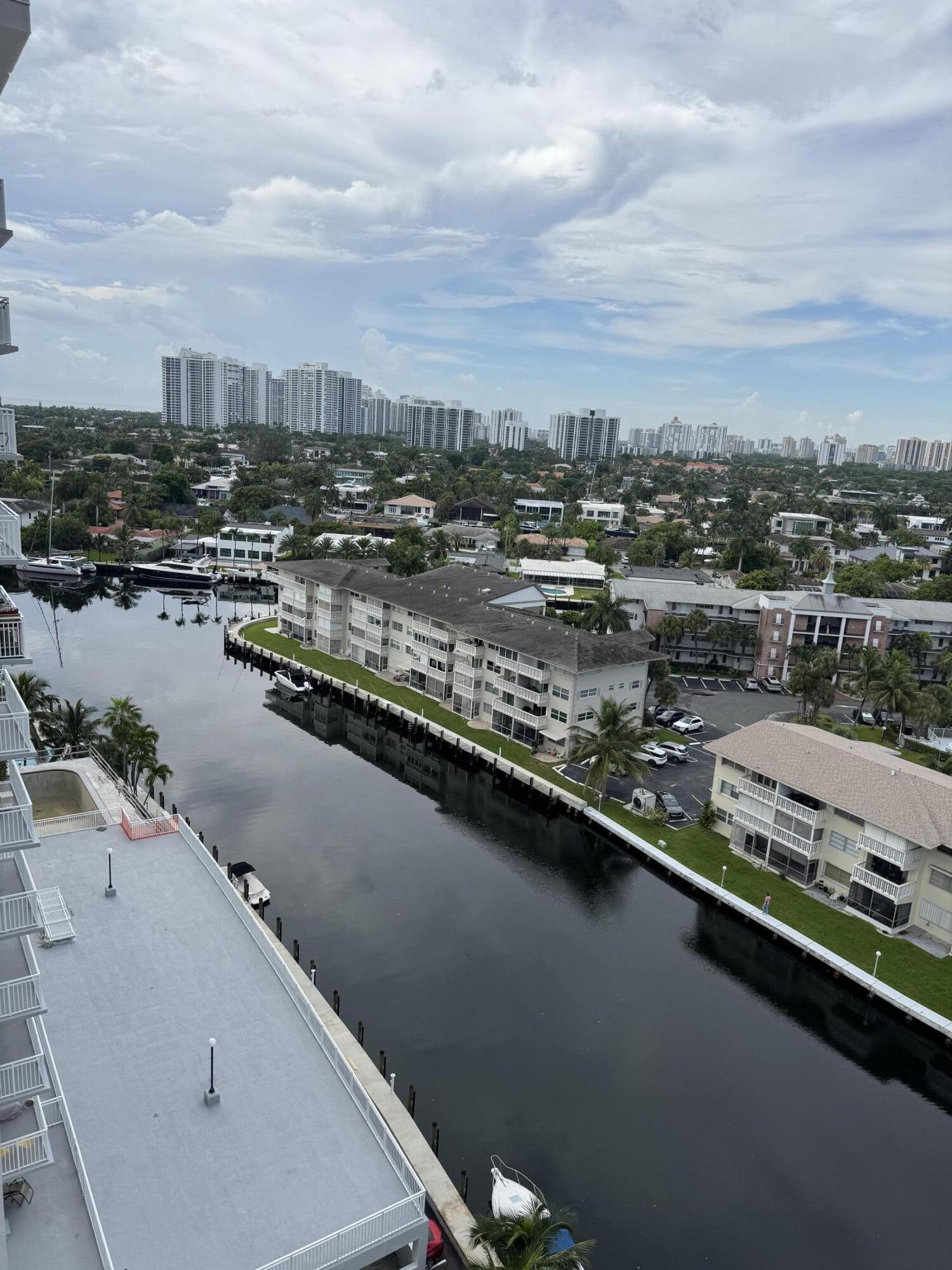 Hallandale Beach photo 3