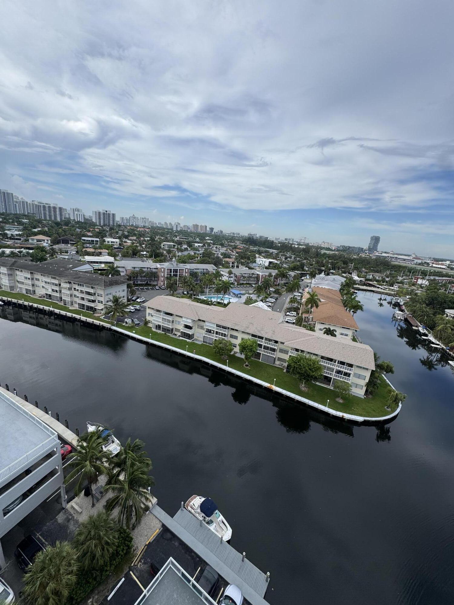 Hallandale Beach photo 4