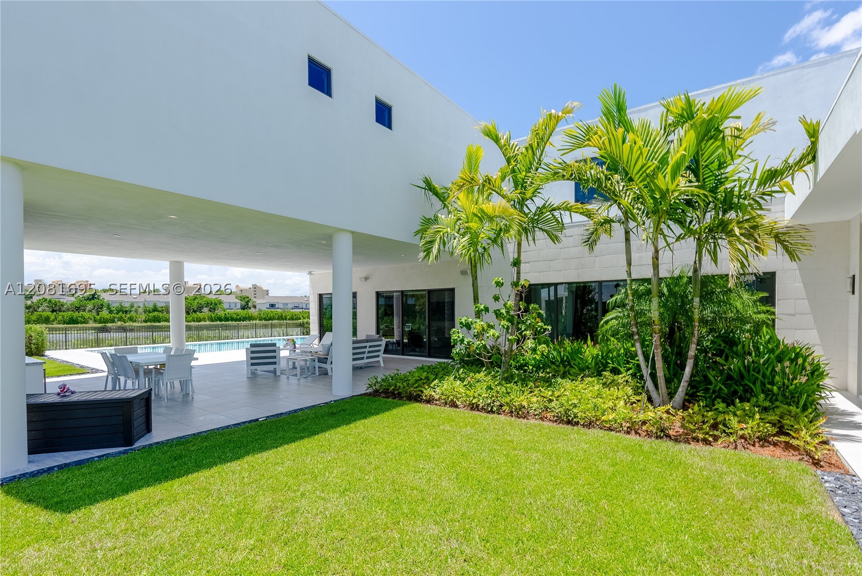 Weston photo 1