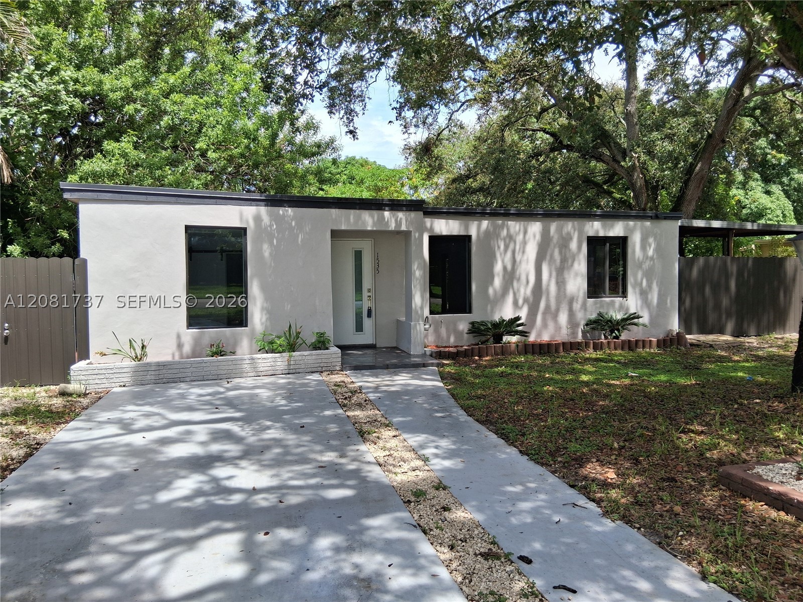 North Miami photo 2