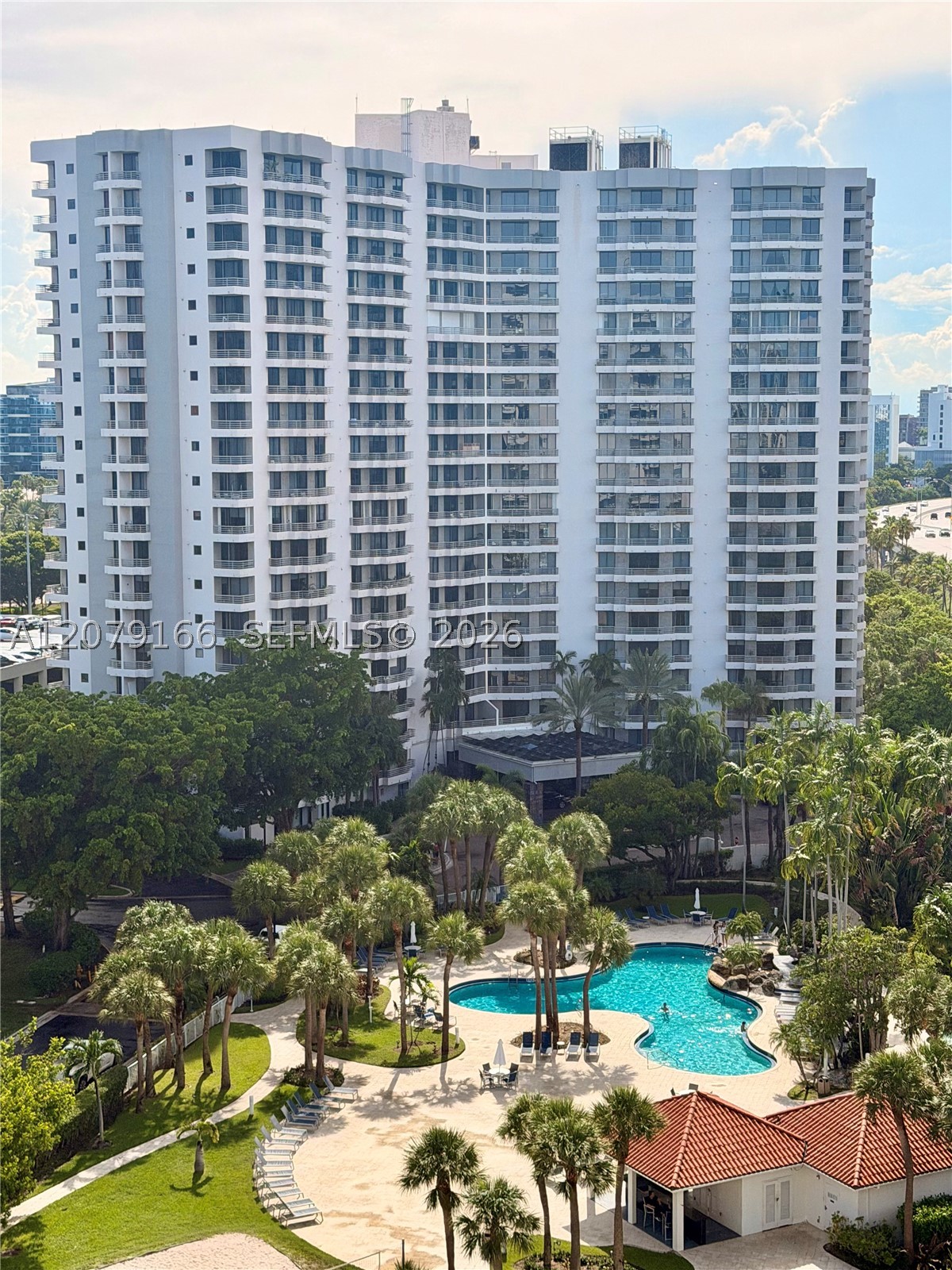 Aventura photo 1