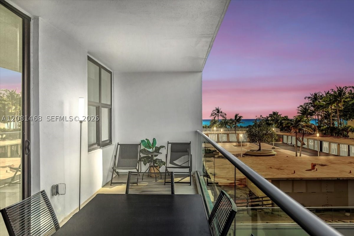 Bal Harbour photo 1