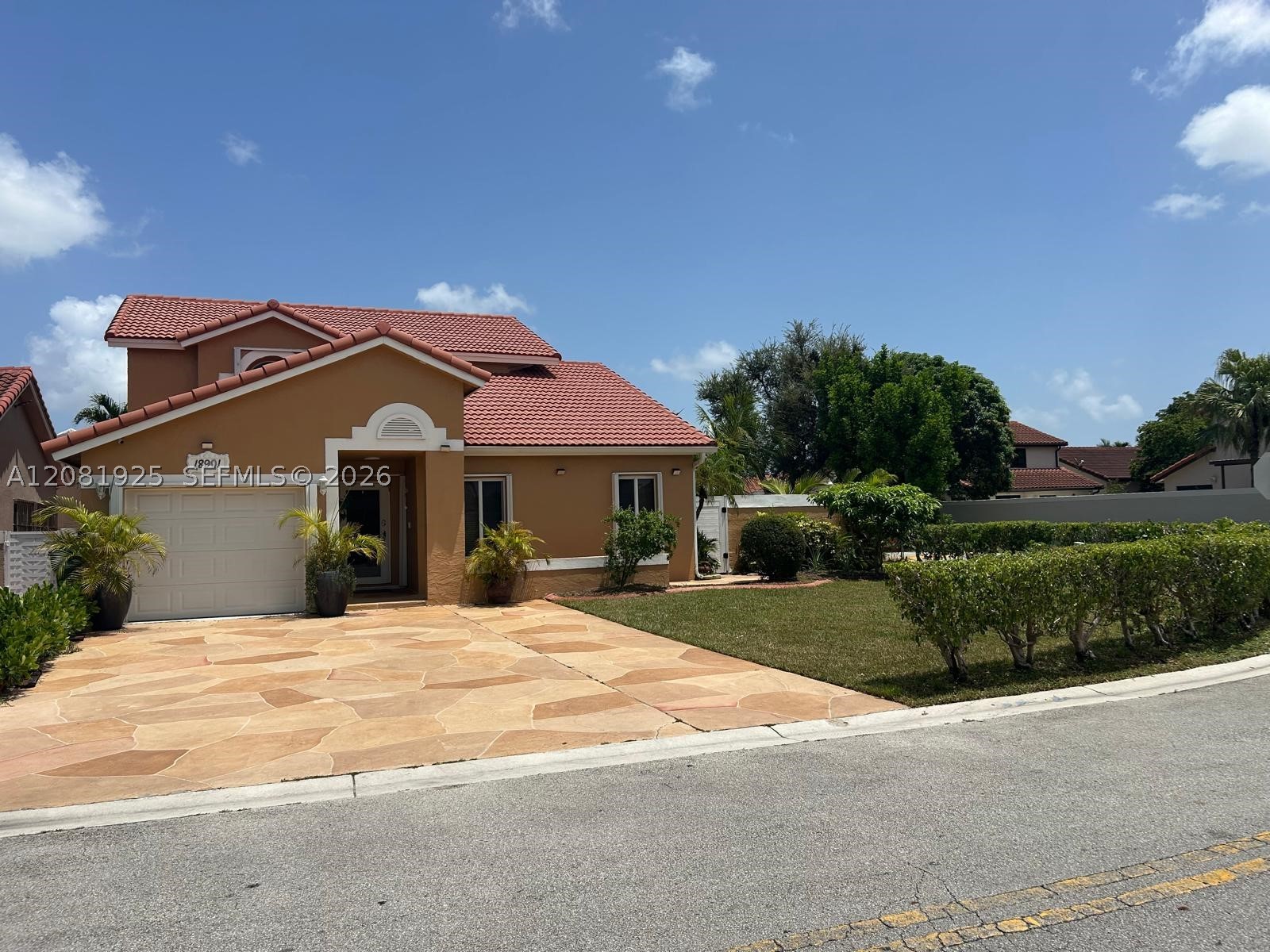 Miami Gardens photo 2