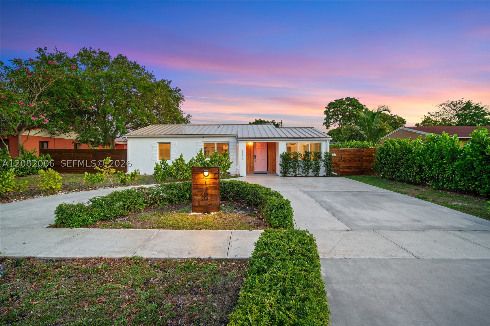 North Miami photo 3