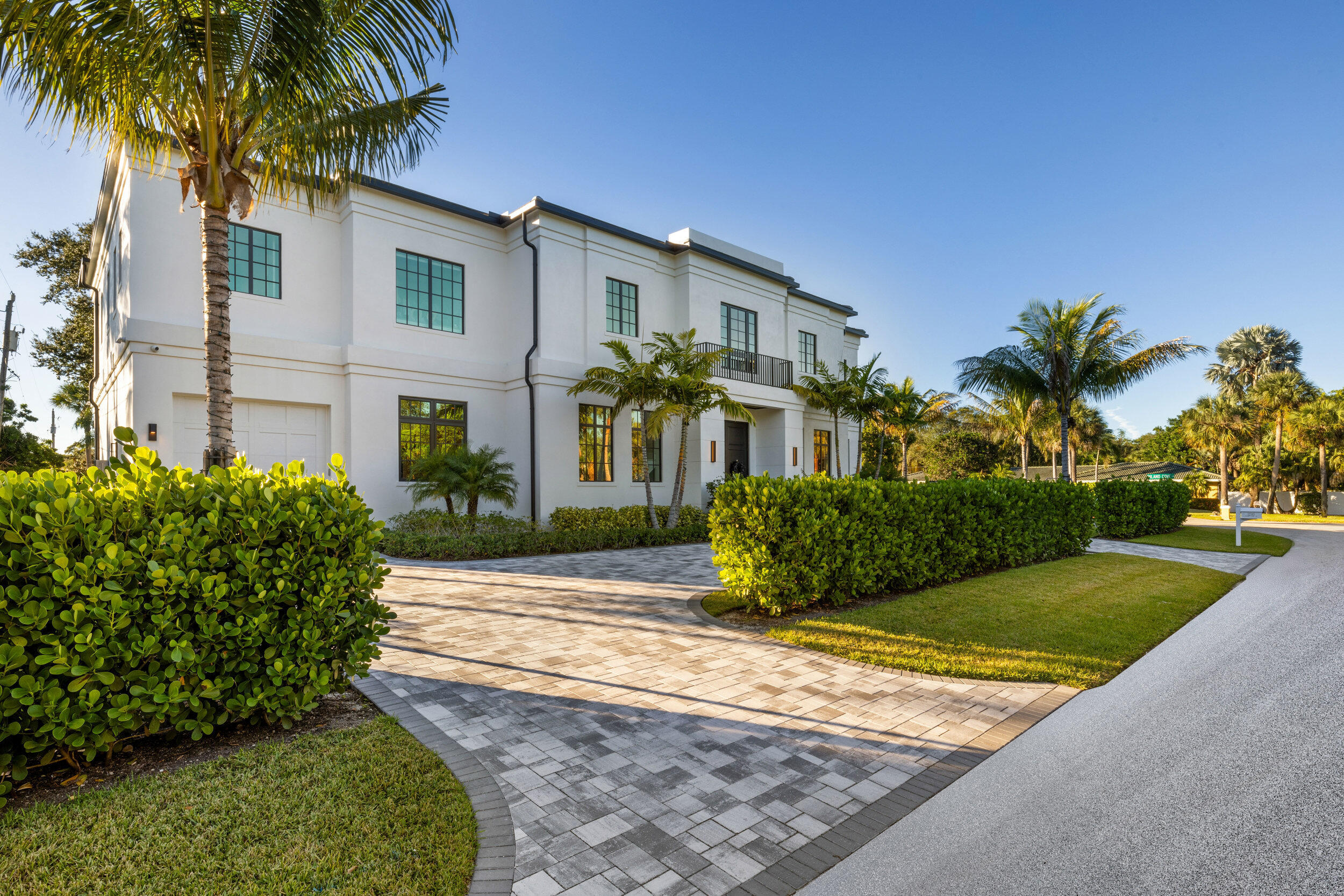 Palm Beach Gardens photo 2