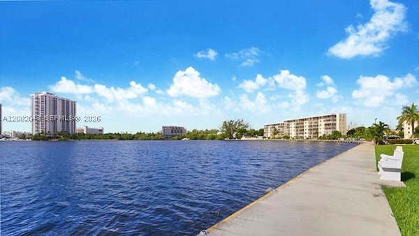 Aventura photo 4