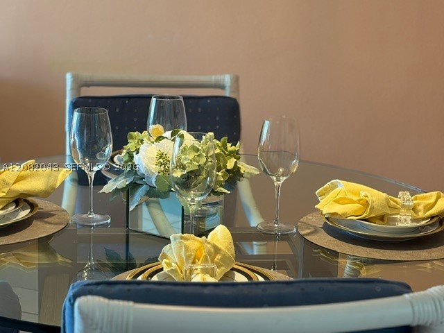 Aventura photo 2