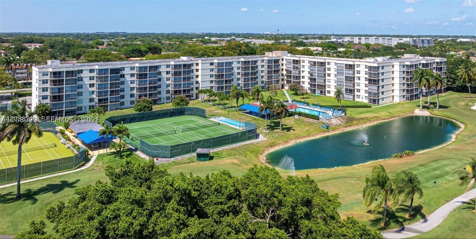 Pembroke Pines photo 1
