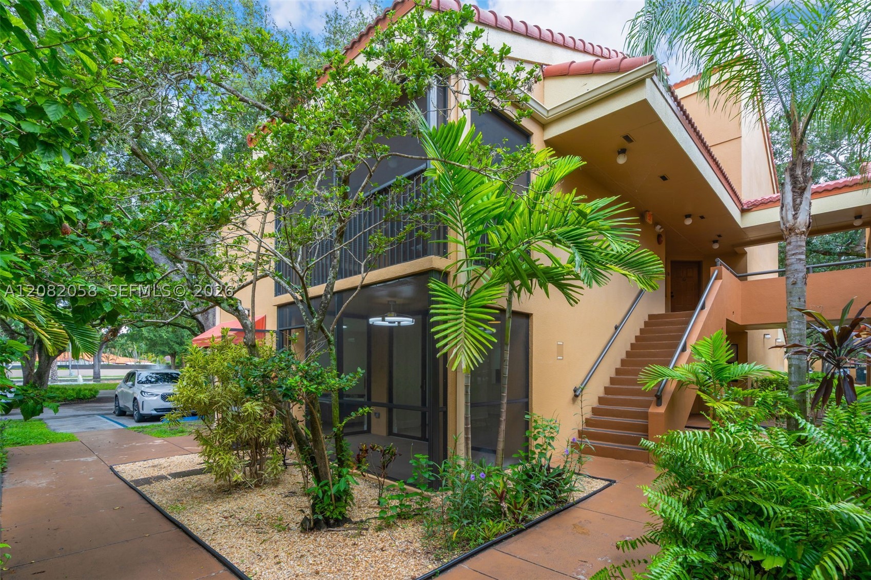 Miami Lakes photo 2