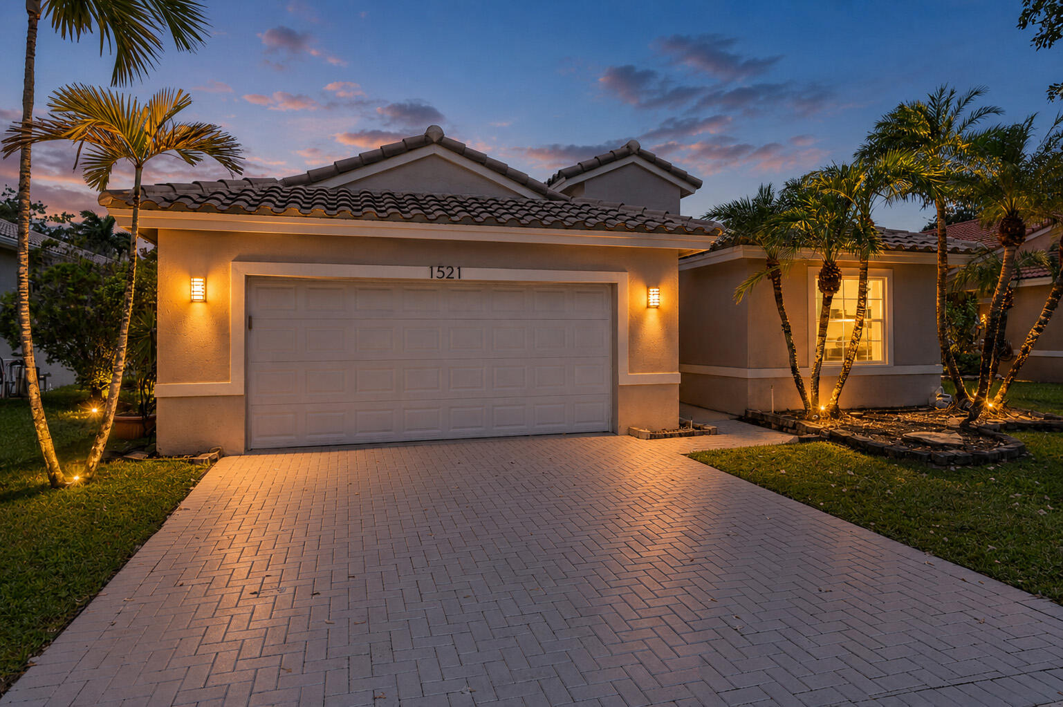Pembroke Pines photo 2