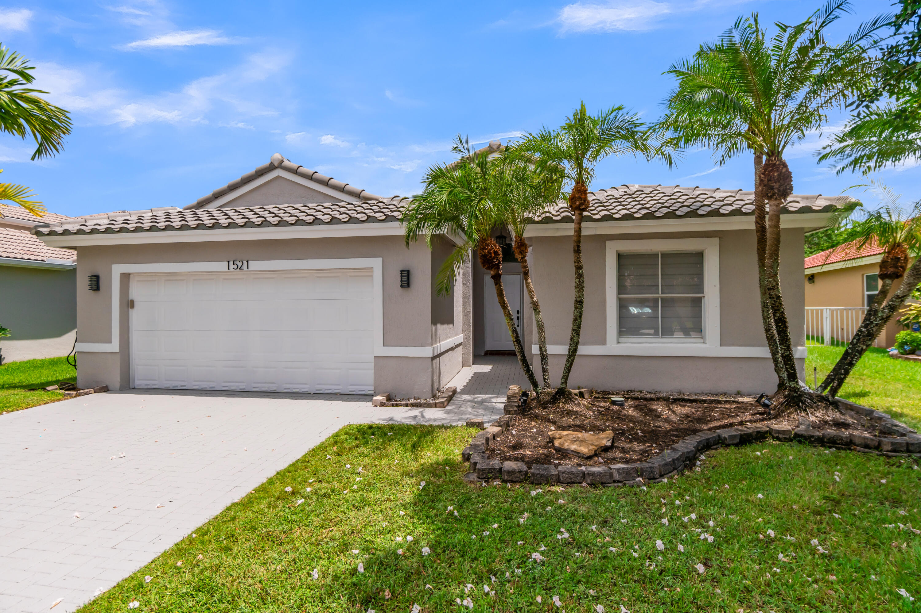 Pembroke Pines photo 3