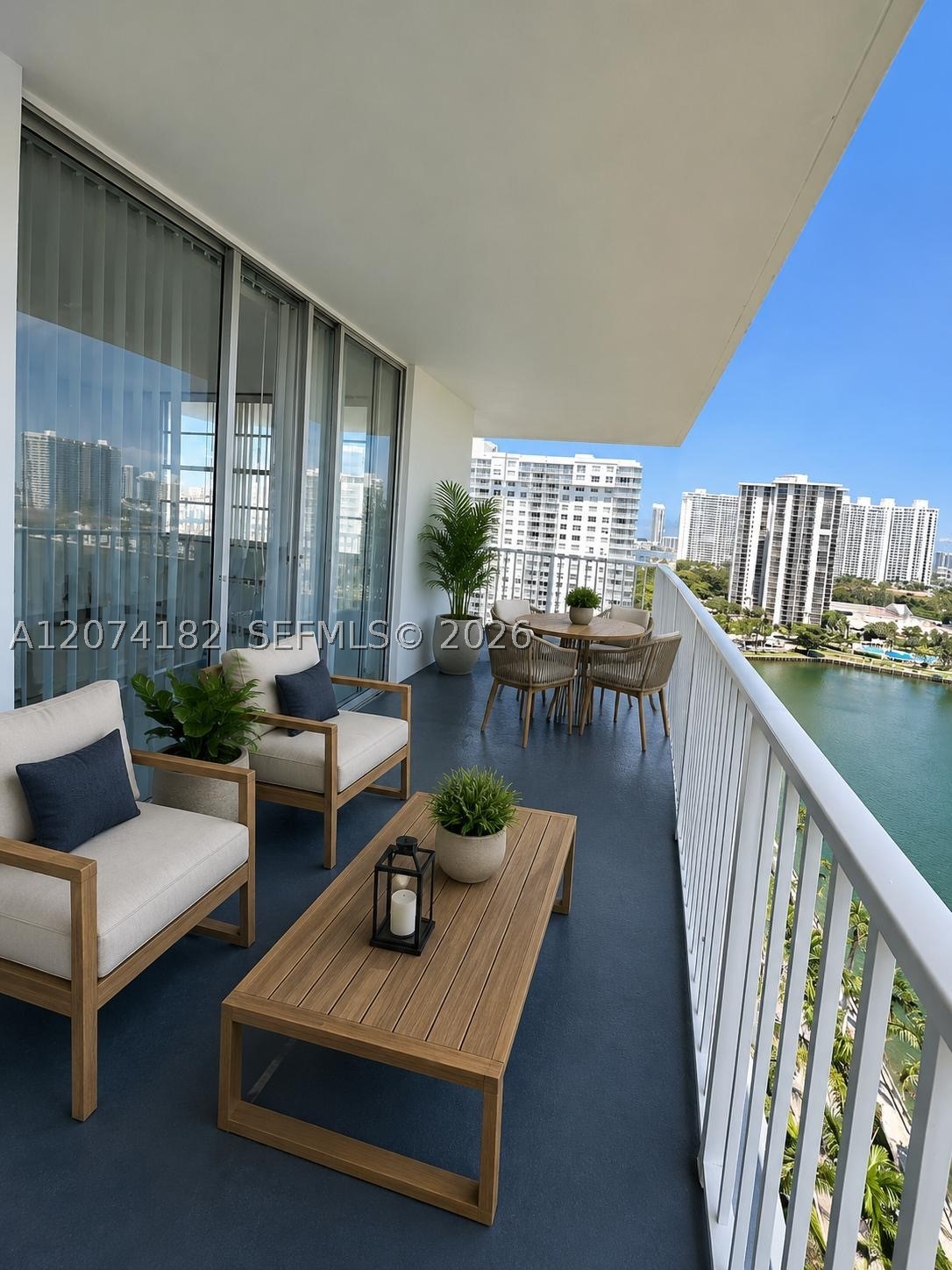 Aventura photo 5