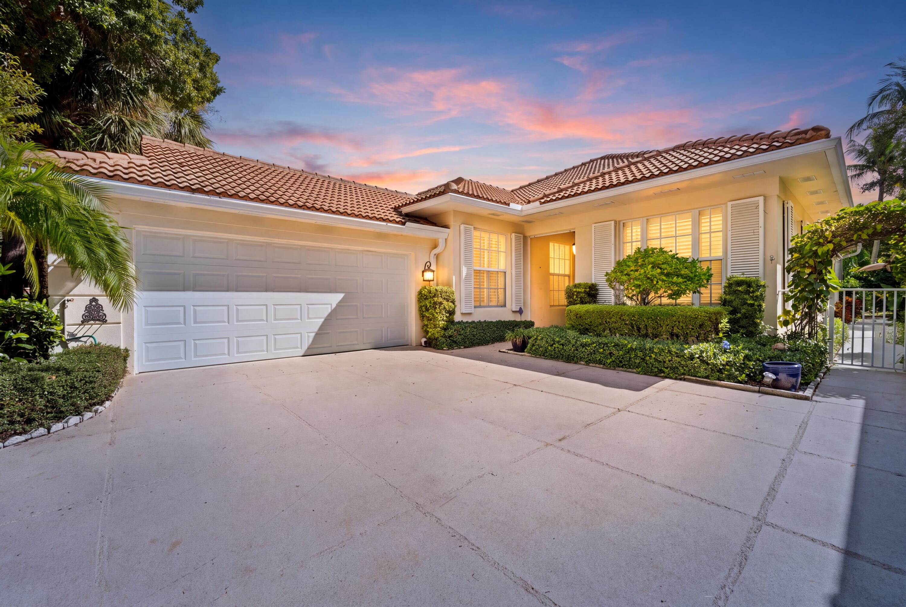 Palm Beach Gardens photo 2