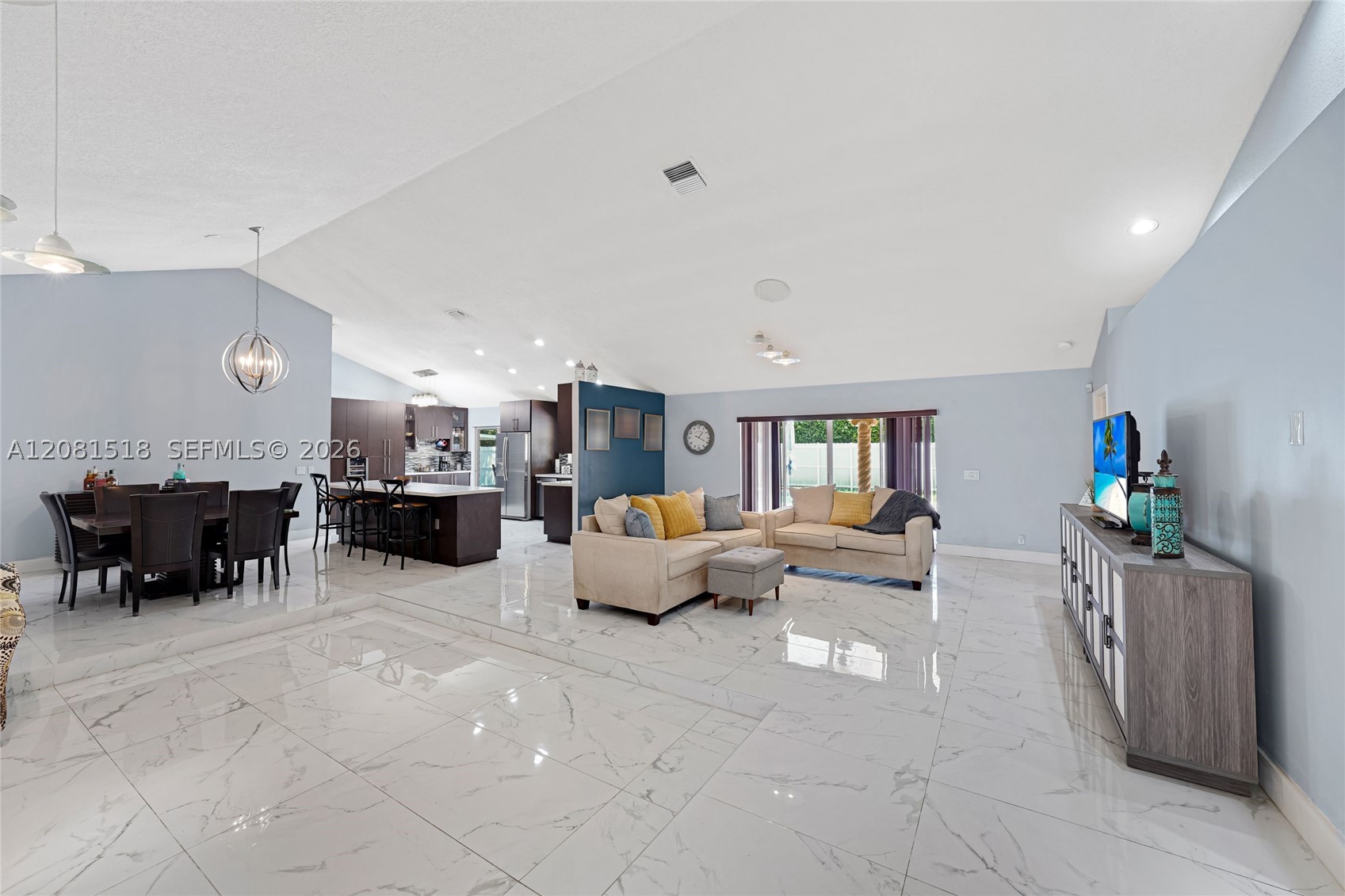 Pembroke Pines photo 5