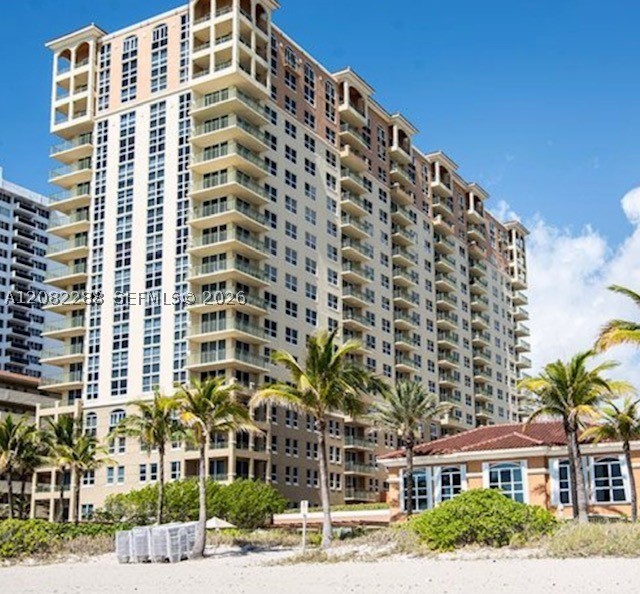 Hallandale Beach photo 3