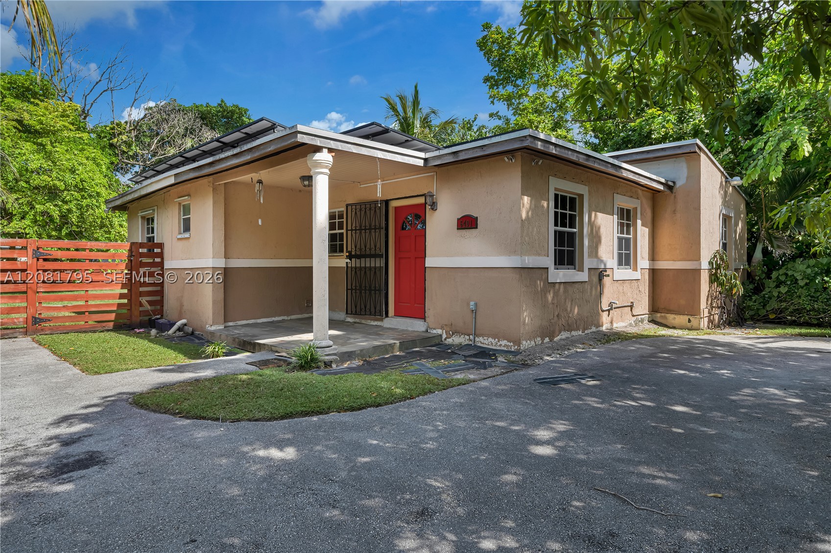 South Miami photo 1