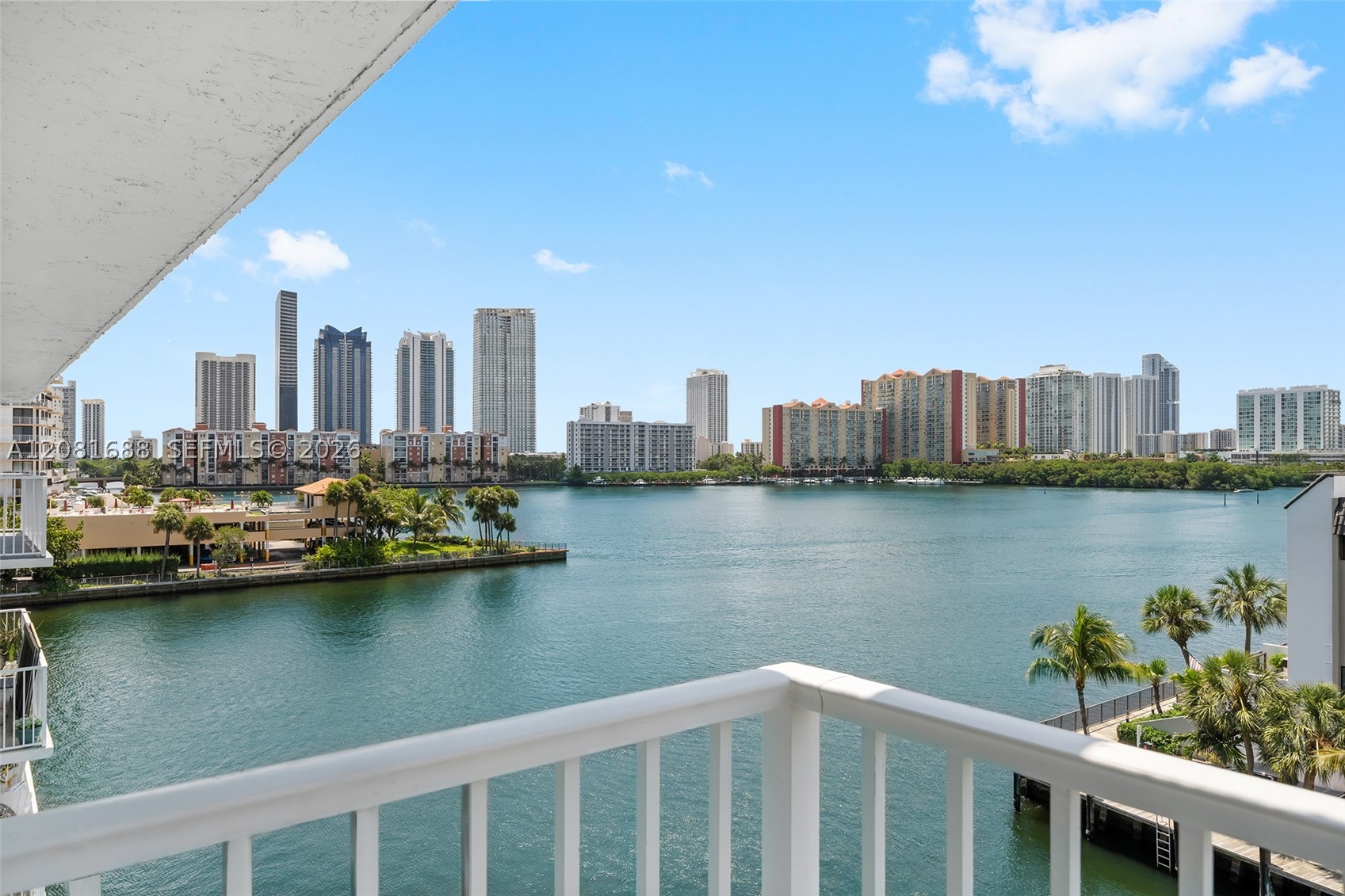 North Miami Beach photo 1