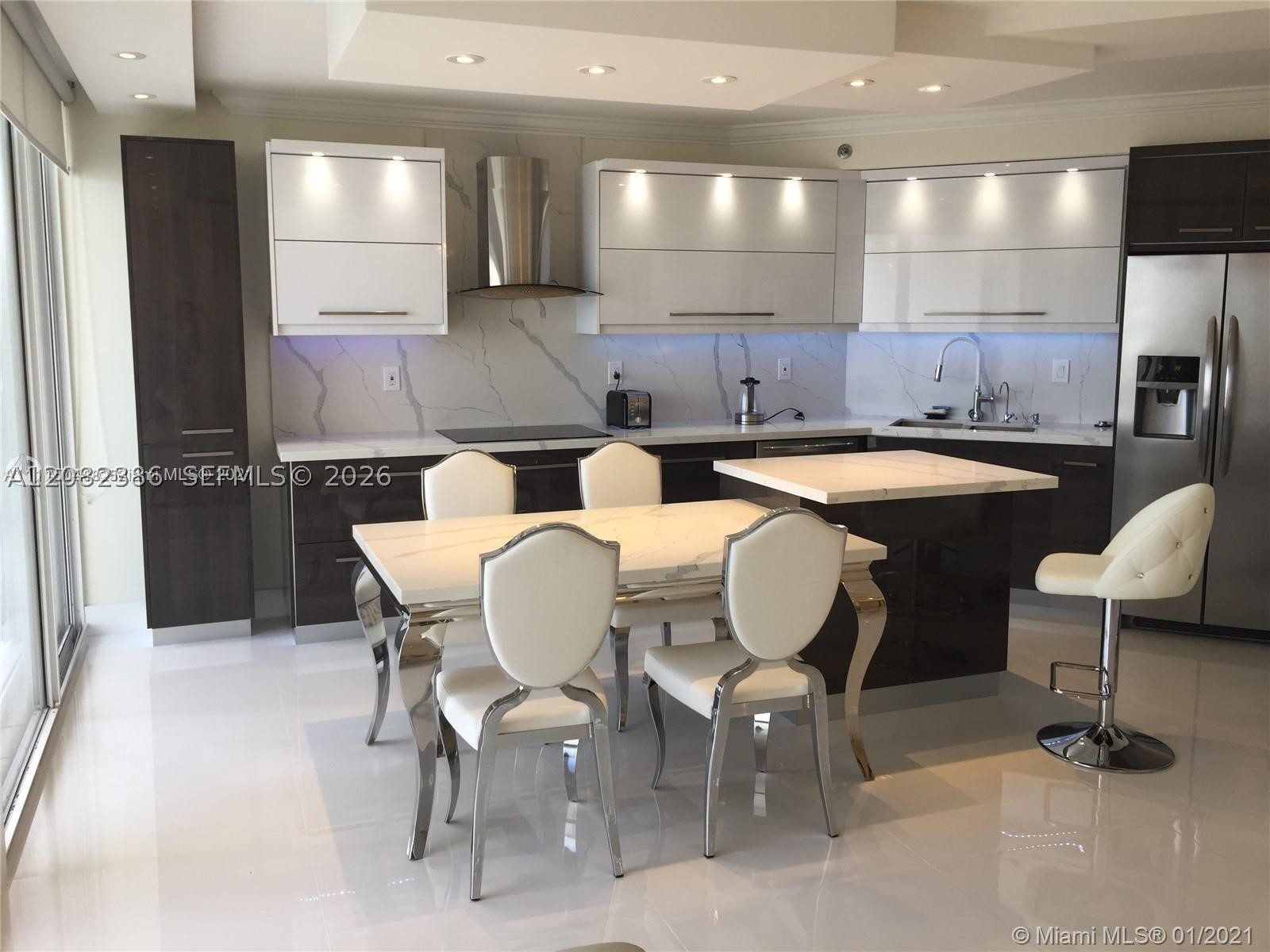 Sunny Isles Beach photo 1