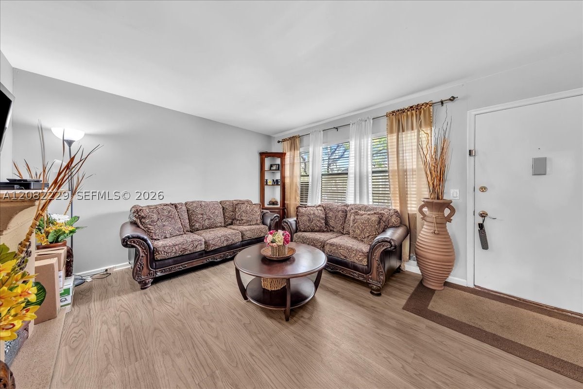 Pembroke Pines photo 4