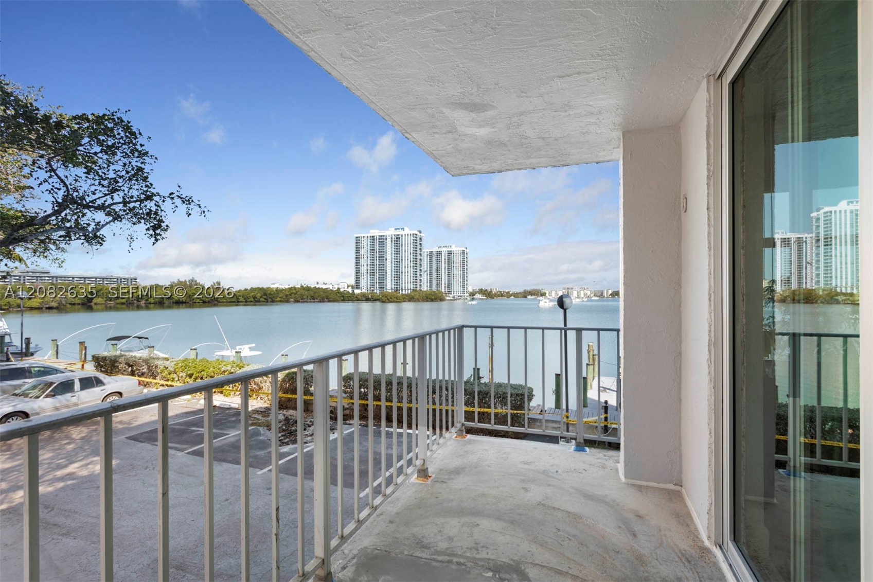 North Miami Beach photo 2