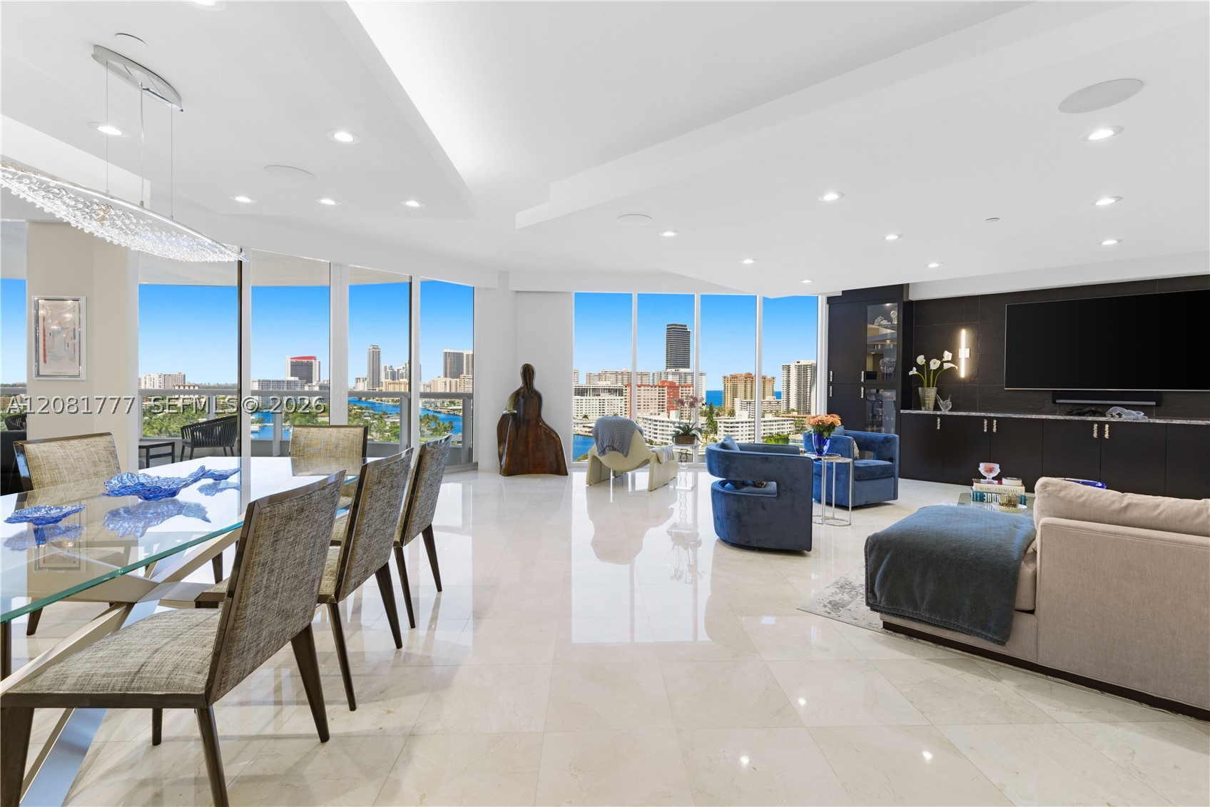 Aventura photo 5