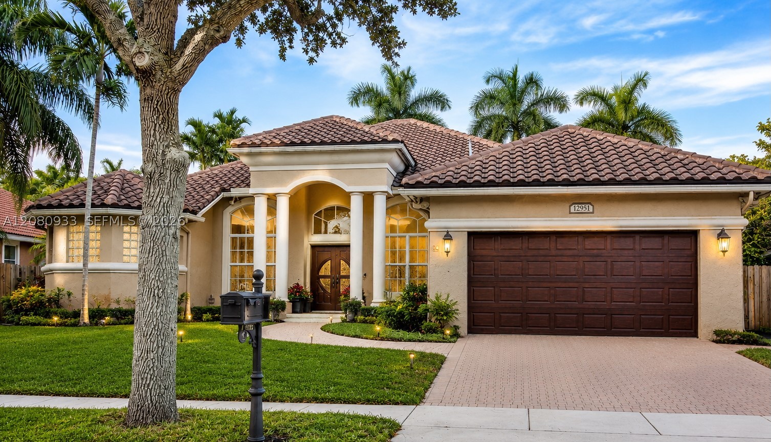 Pembroke Pines photo 1