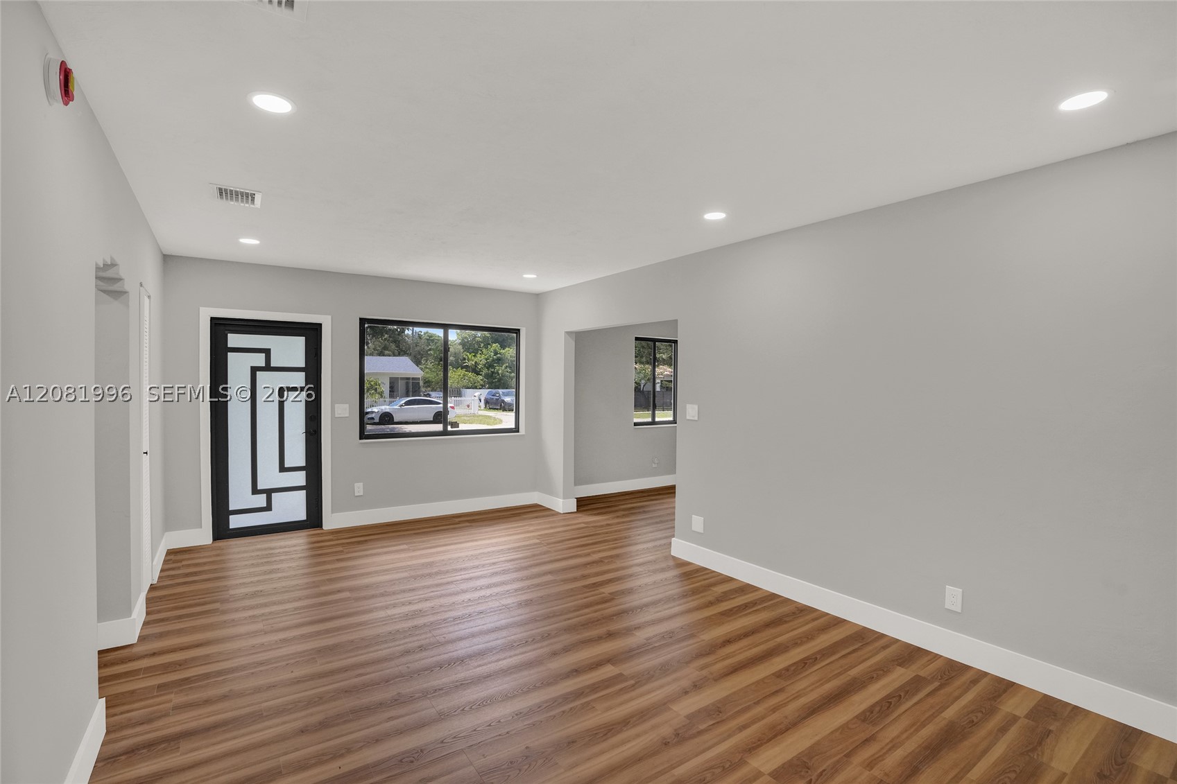 North Miami photo 3