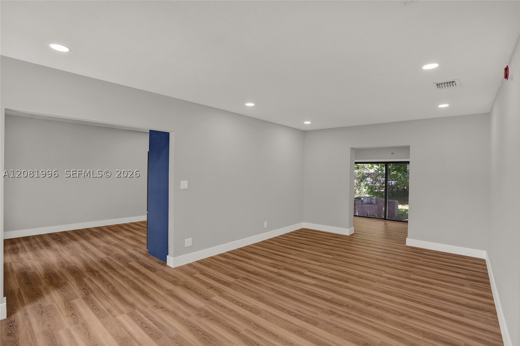 North Miami photo 4