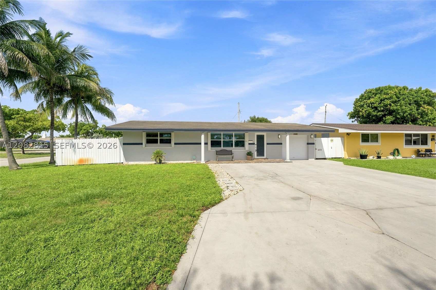 Pembroke Pines photo 3