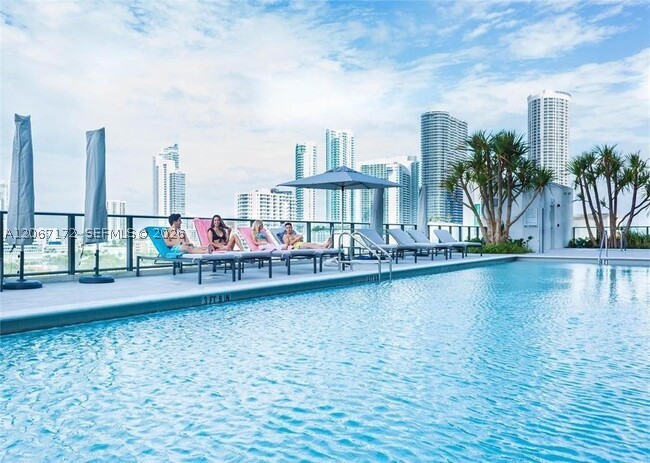 Miami photo 1