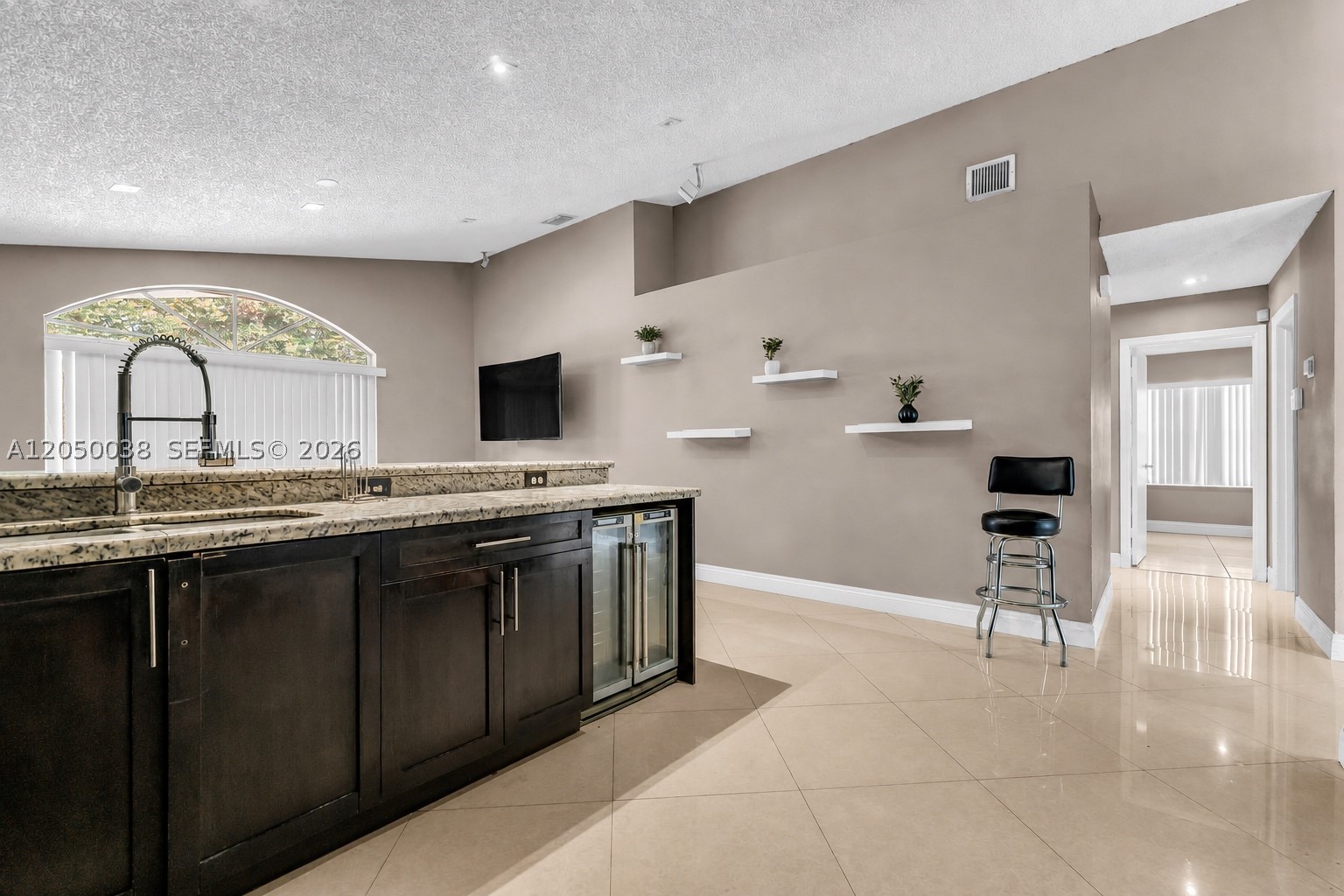 Pembroke Pines photo 2