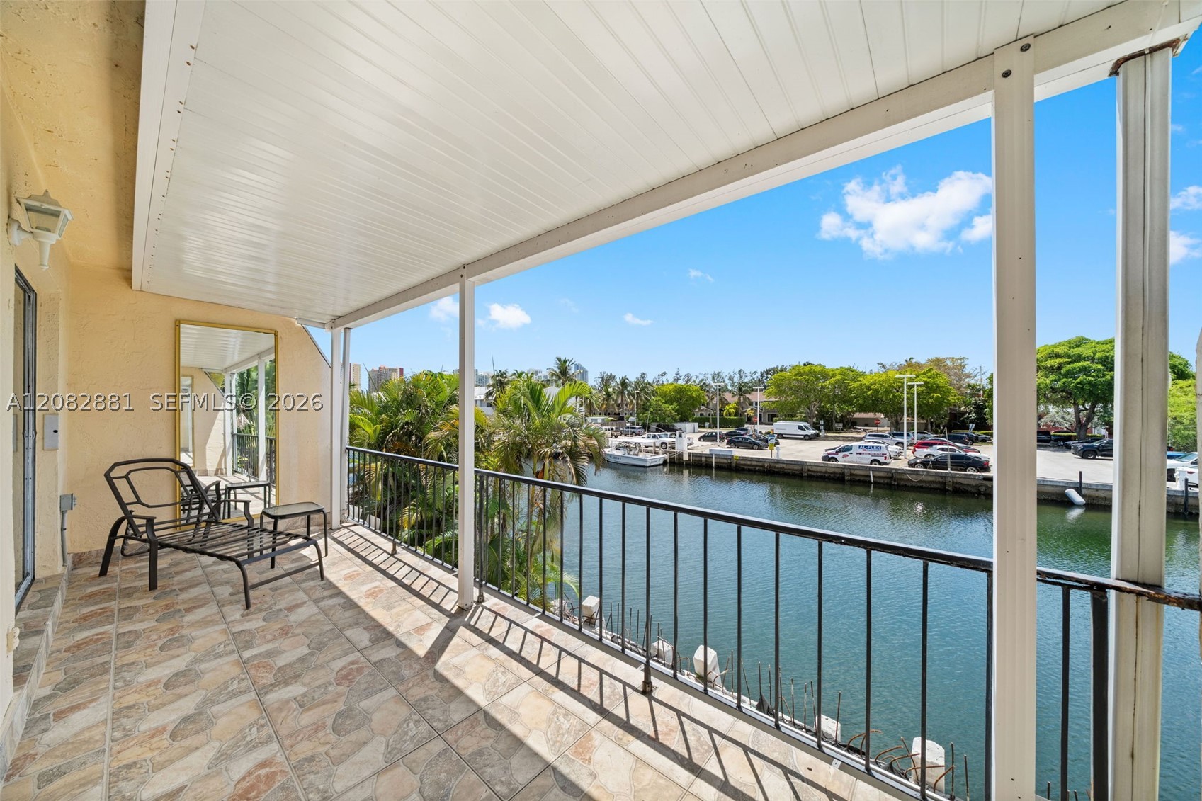 North Miami Beach photo 3