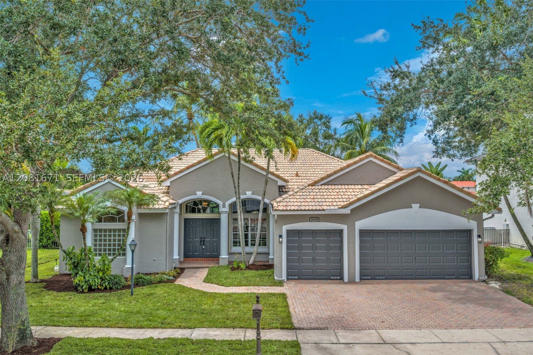Pembroke Pines photo 3