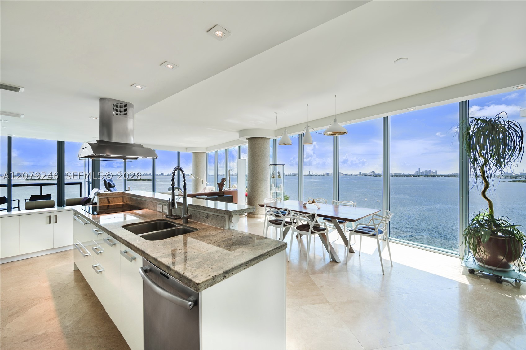 Miami photo 3