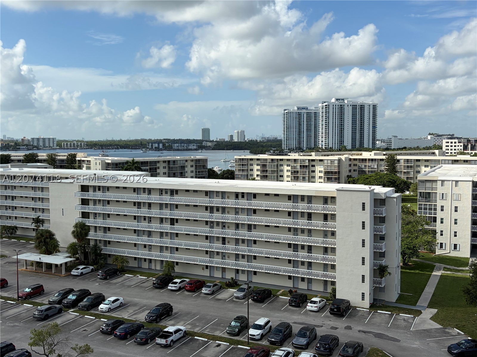 Aventura photo 3