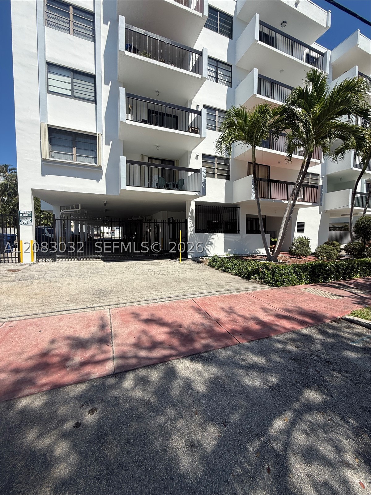 Miami Beach photo 1