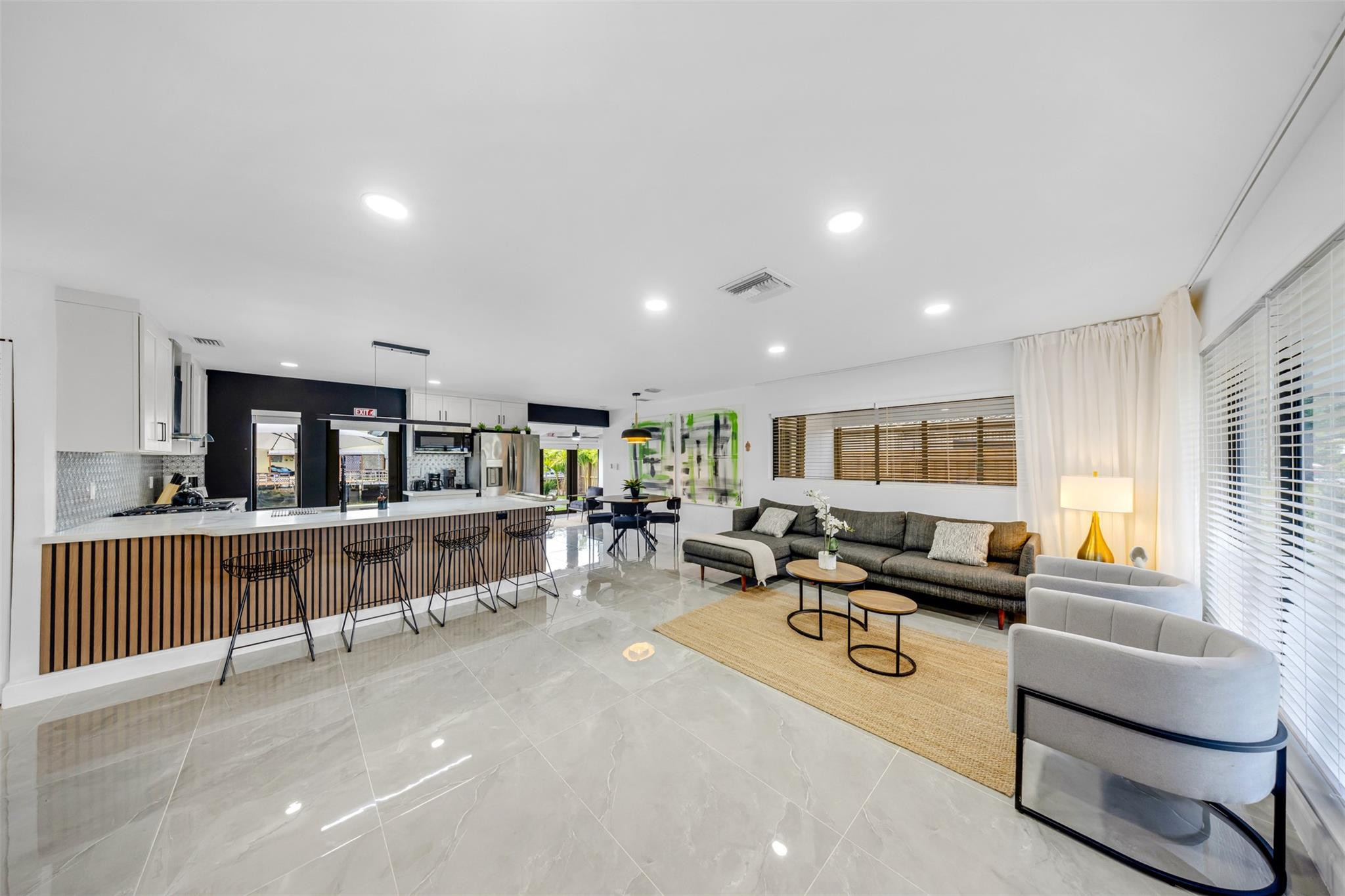 Wilton Manors photo 3