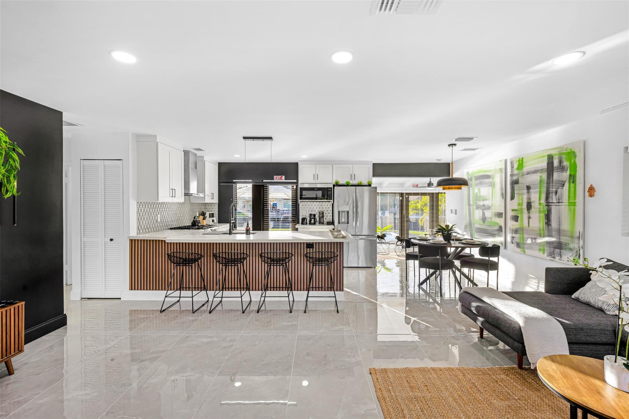 Wilton Manors photo 4