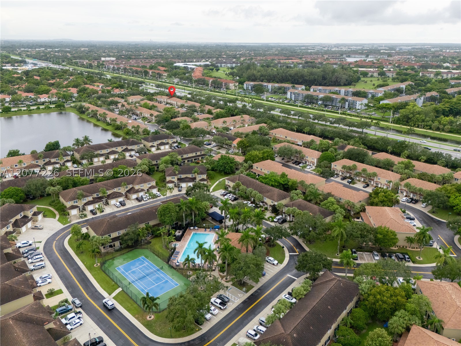 Pembroke Pines photo 1
