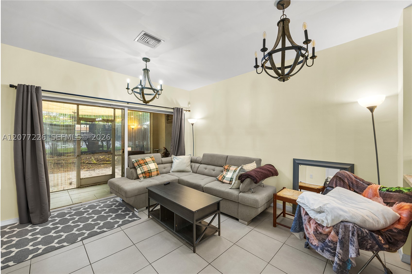 Pembroke Pines photo 5