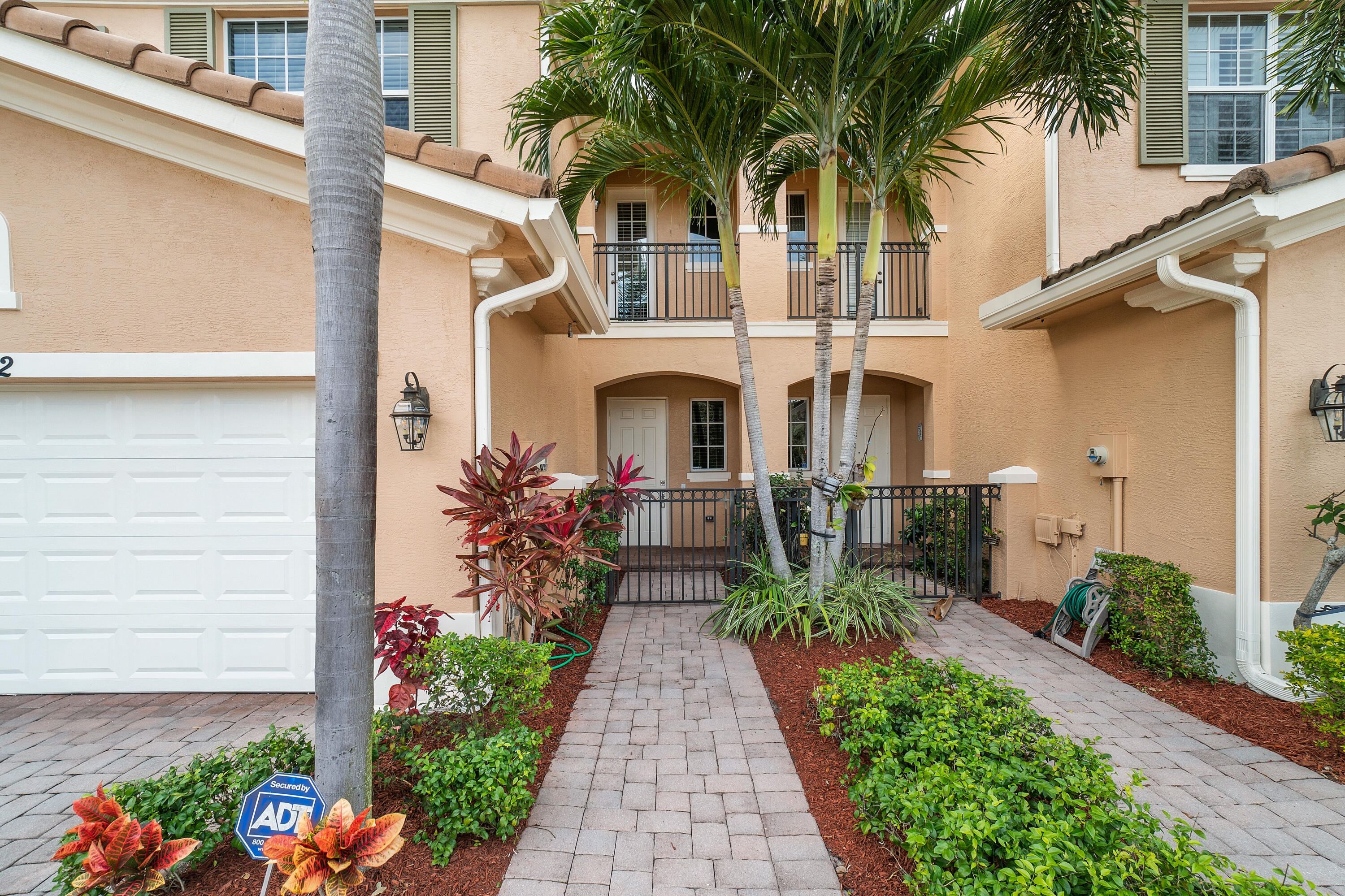 Palm Beach Gardens photo 3