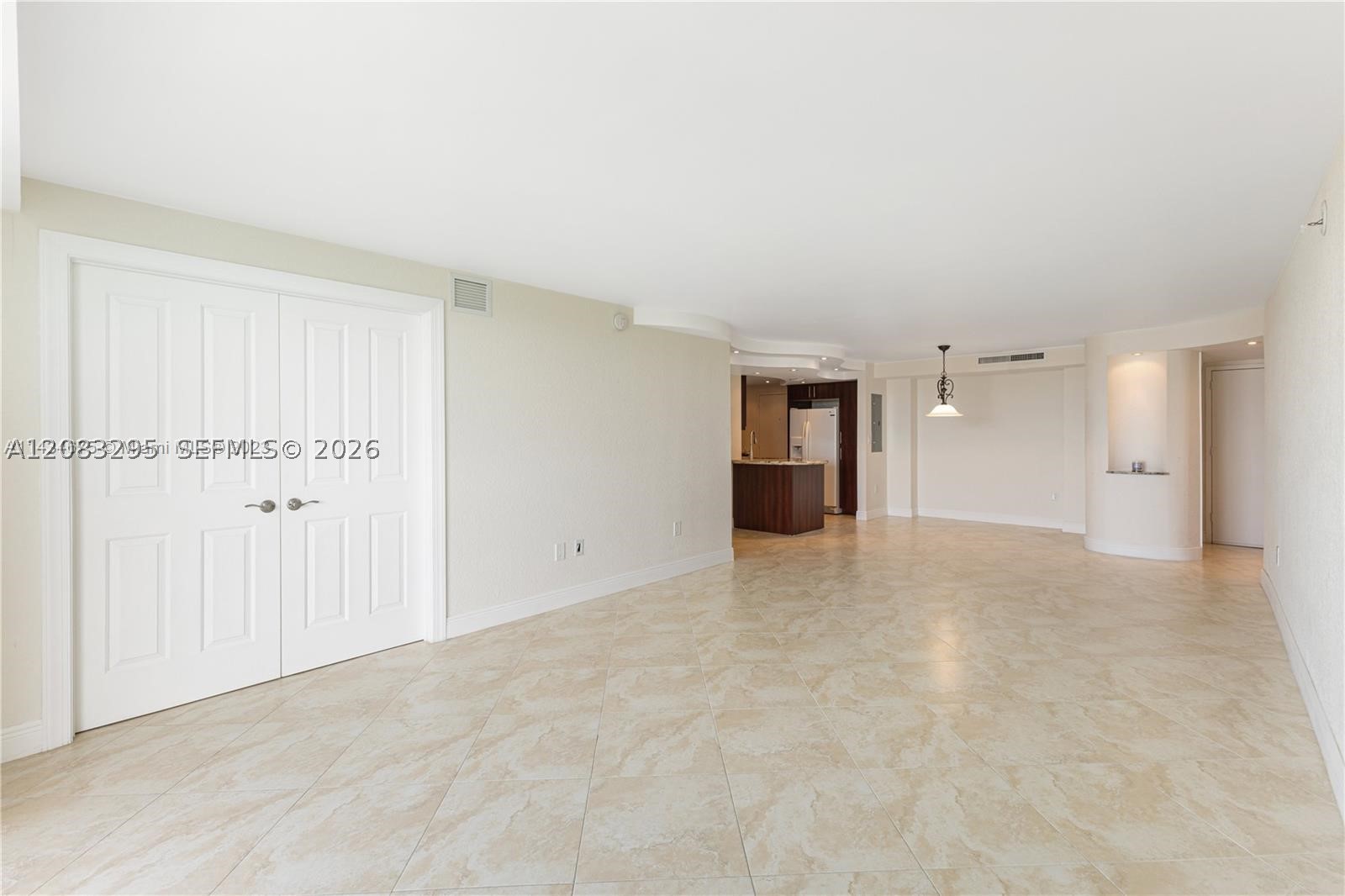North Miami photo 4