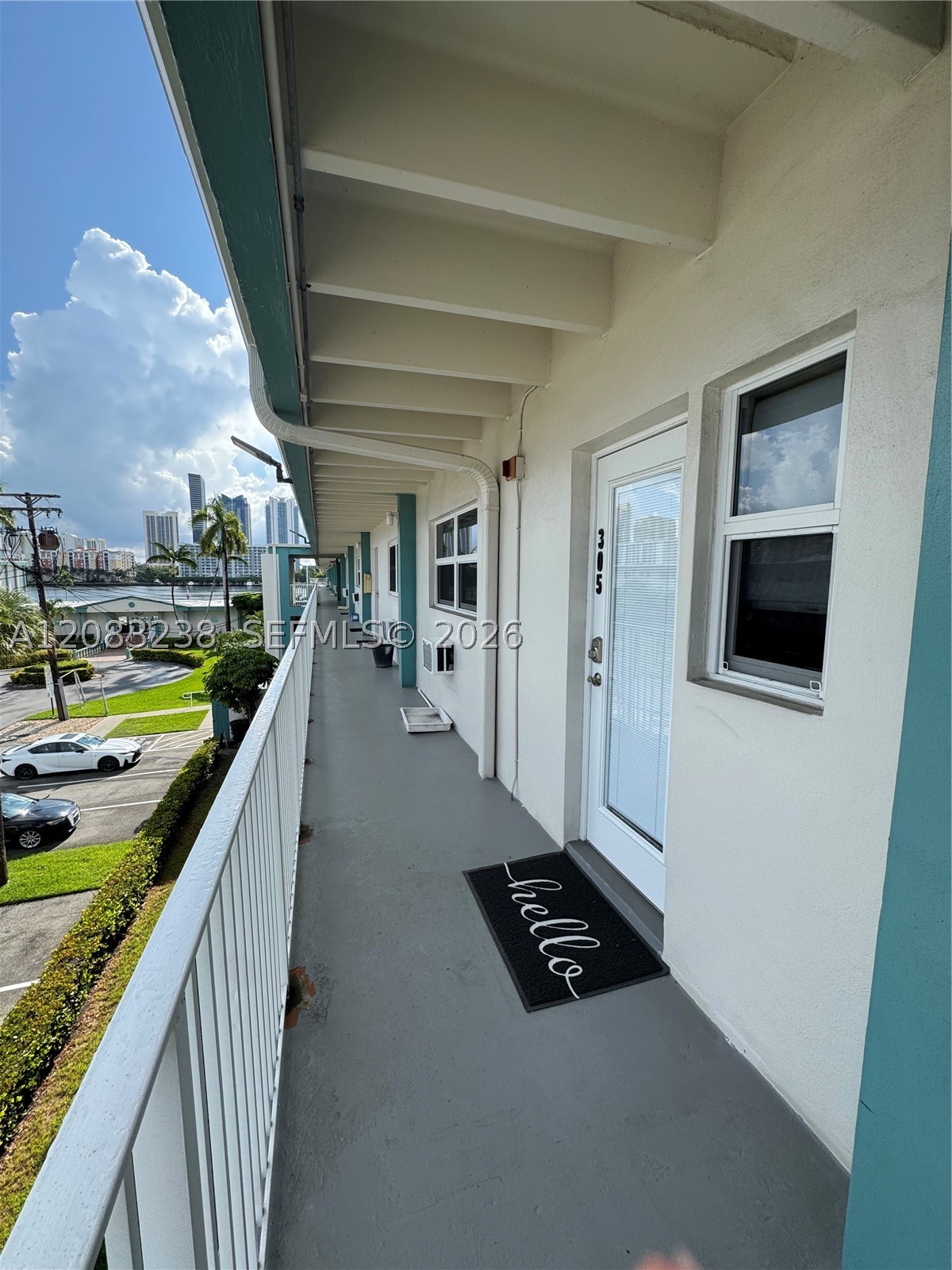 North Miami Beach photo 2