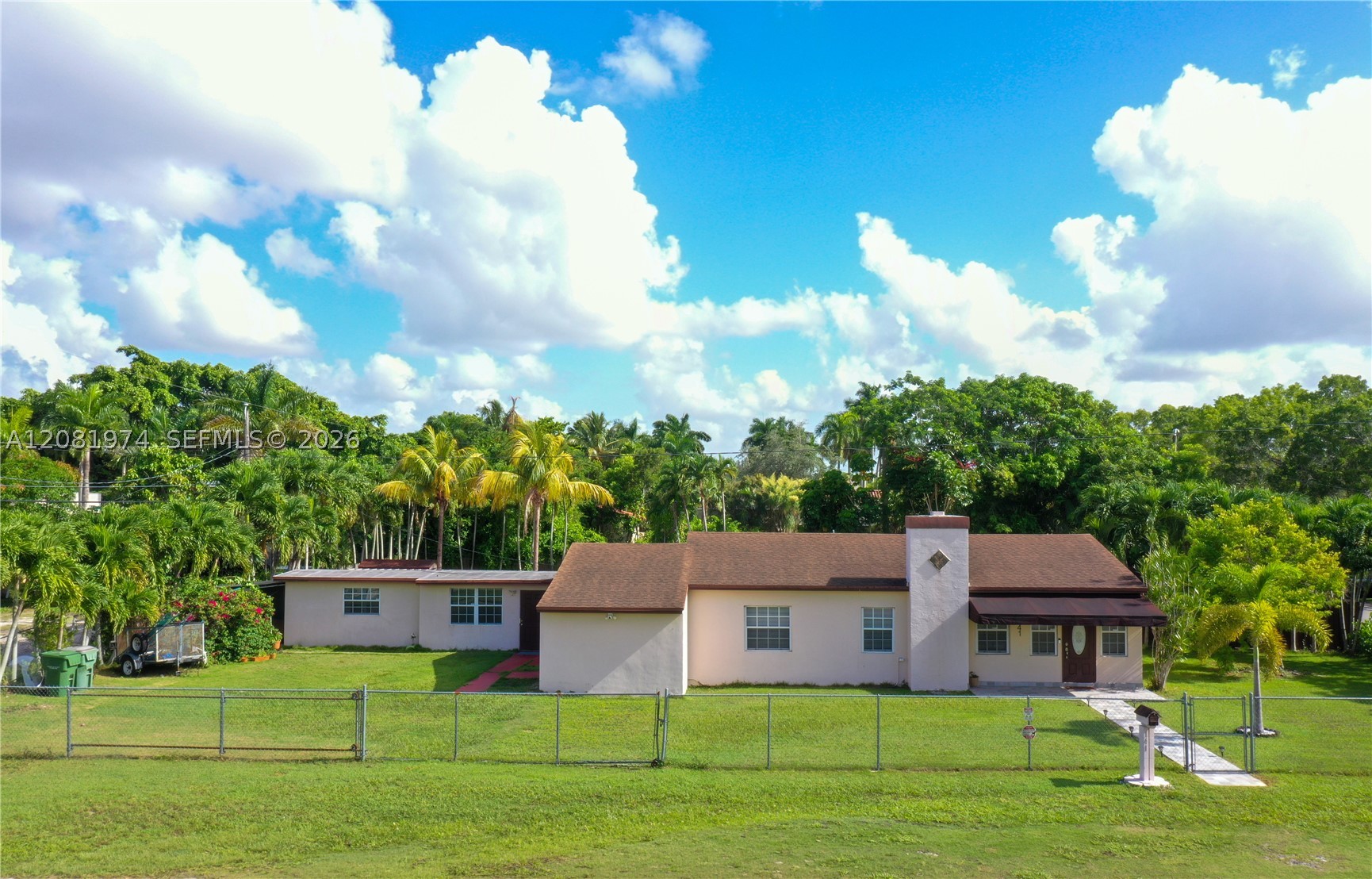 Homestead photo 2