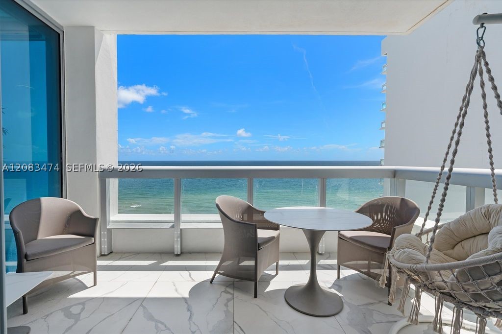 Miami Beach photo 2