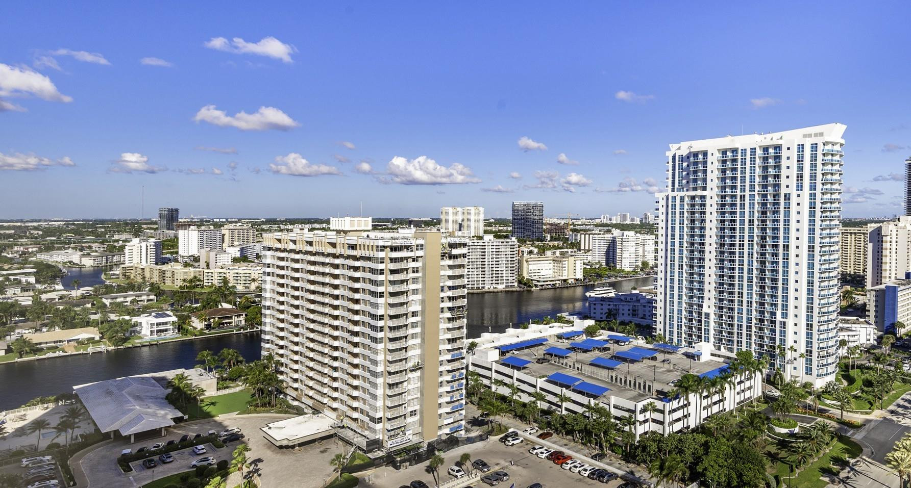 Hallandale Beach photo 2