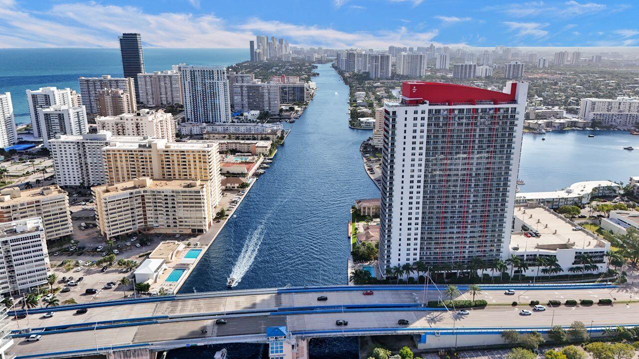 Hallandale Beach photo 1